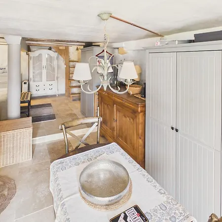 Casa de Férias Authentique Maison Familiale Proche Bourg - 6 Pers
